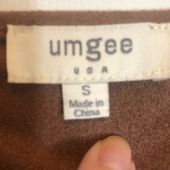 Umgee Striped Long Sleeve Dress with Faux Suede Shoulders and Elbow. Size Small - Picture 2 of 9